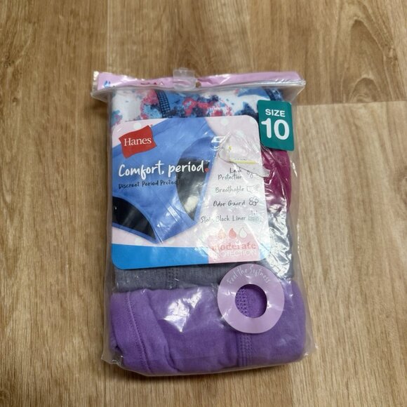 HANES PERIOD UNDERWEAR 4 PACK GIRLS SIZE 10 HIPSTER MODERATE PROTECTION SOFT NEW - Picture 1 of 2